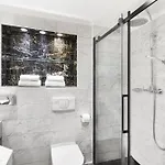 Doubletree By Hilton