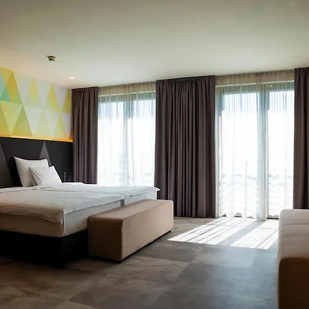 Doubletree By Hilton Hotel 4*