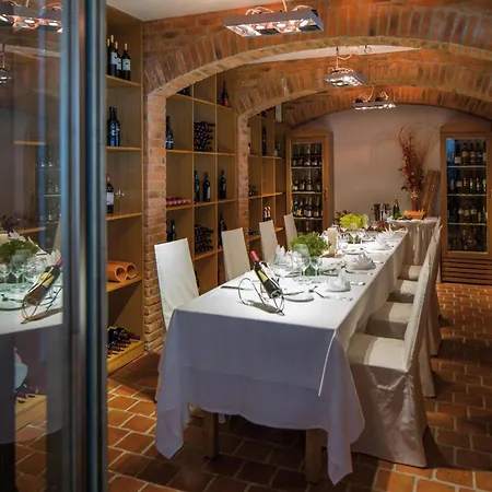 Doubletree By Hilton Hotel