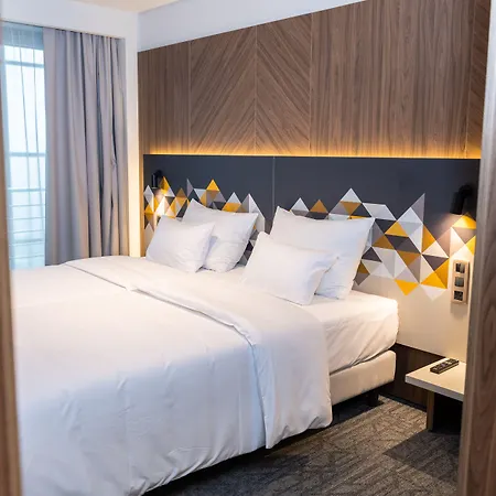 Hotel Doubletree By Hilton