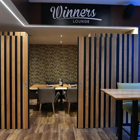 Hotel Doubletree By Hilton