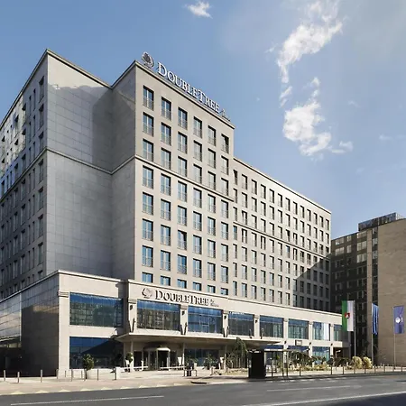Doubletree By Hilton Отель 4*