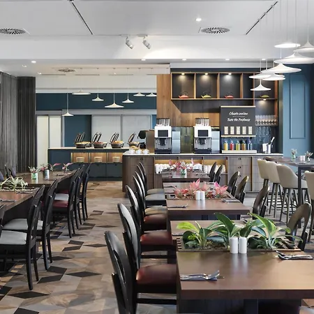 Doubletree By Hilton Hotel