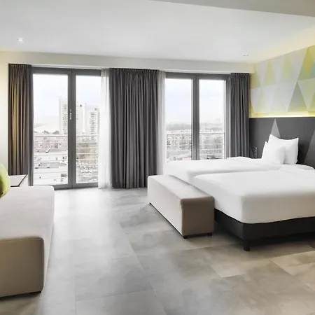 Doubletree By Hilton Hotel