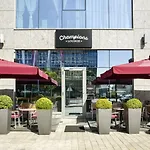 Hotel Doubletree By Hilton